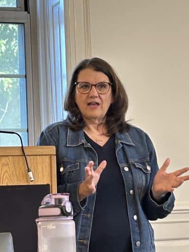 Jeannie Moon, Bestselling Author and Coach - Huntington Chamber Elevator Pitch