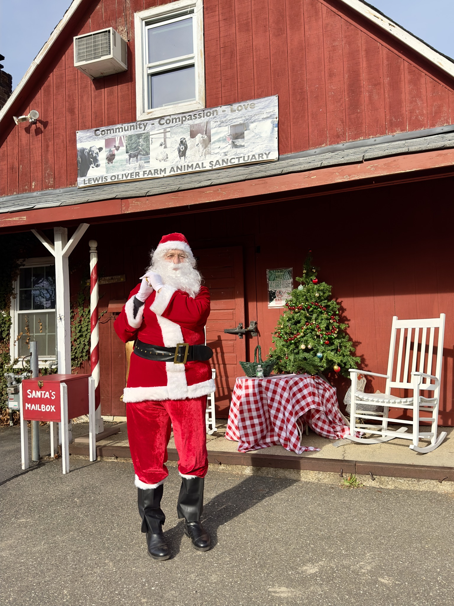 Lewis Oliver Farm Sanctuary Annual Holiday Event Fundraiser - Free