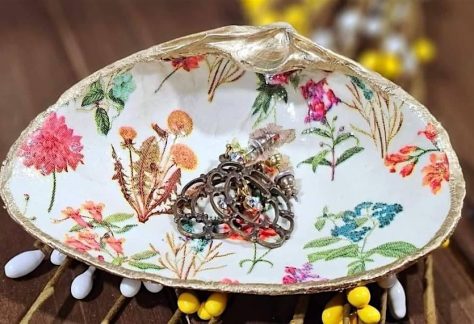 Create a Seashell Trinket Dish and Brunch at Harry and David
