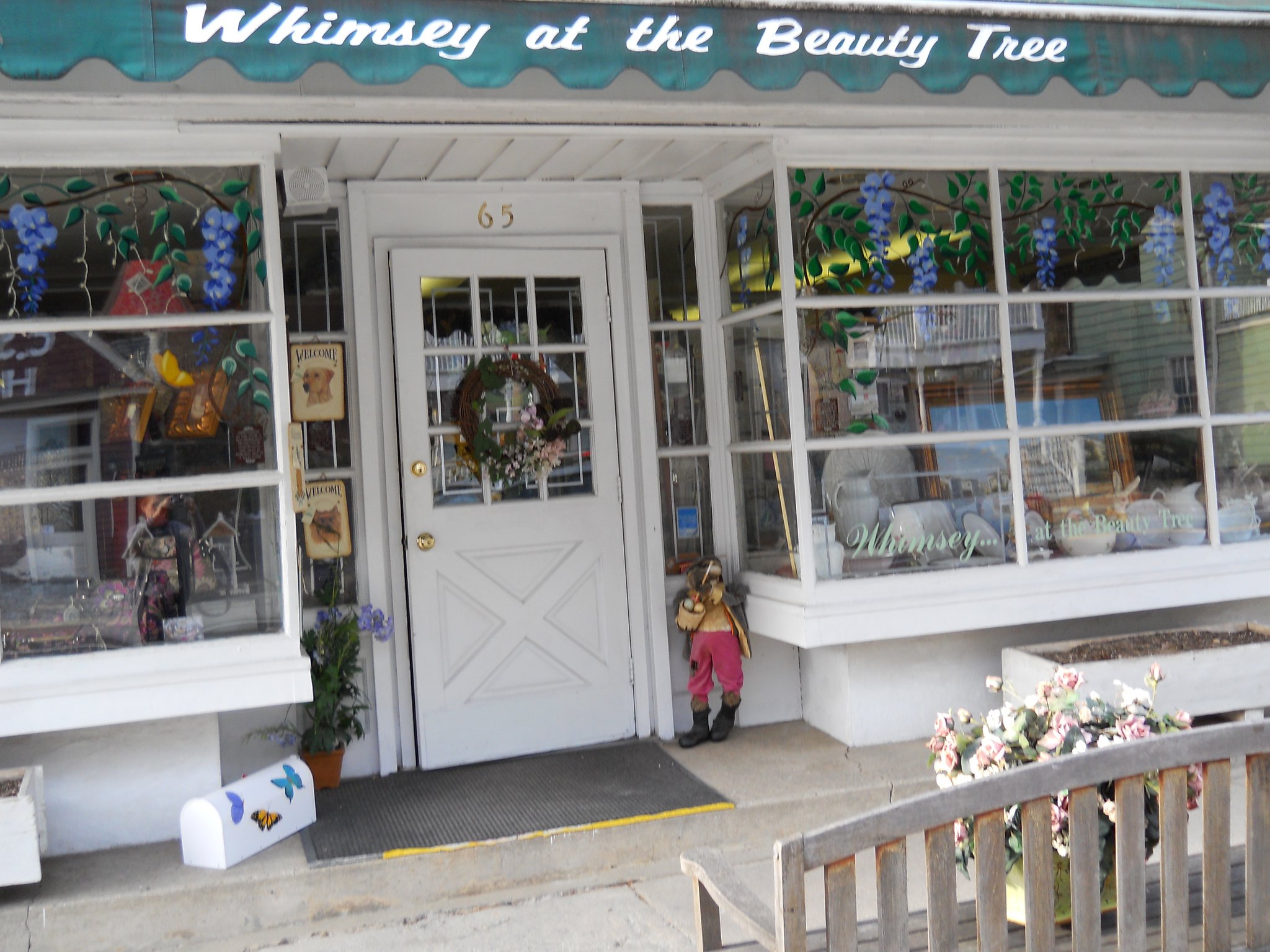 Whimsey at the Beauty Tree