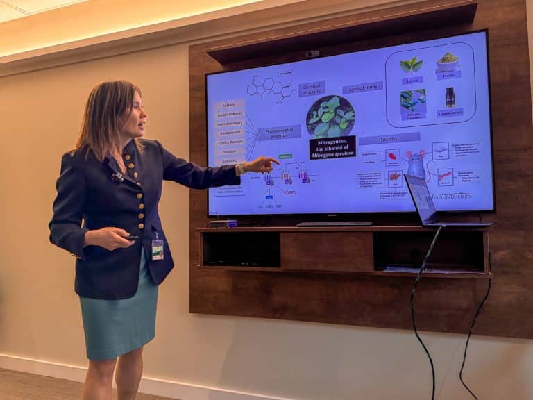 Presenter Jana Wu, a licensed clinical social worker, licensed alcohol and drug counselor, and Director of Clinical Integration at Mountainside. Understanding Kratom Symposium Held at Mountainside in Huntington
