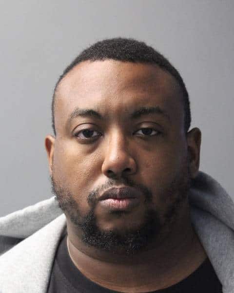Kaelem Von Camper. Best Buy Employee Arrested After Allegedly AirDropping Intimate Photos From Customer’s Phone in Huntington Station.