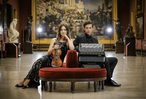 Duo Karolina and Iwo — An Afternoon in a European Café