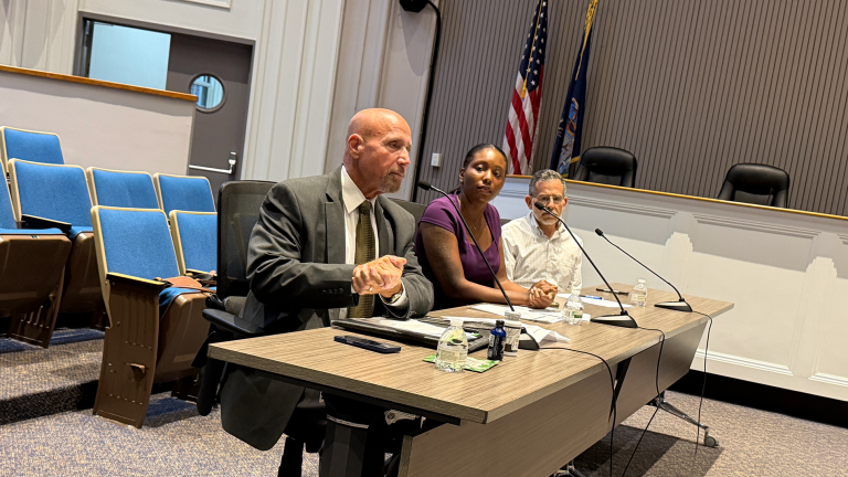 From left: Barry Zaks, Master CASAC, Director of the Huntington Drug & Alcohol Counseling Center; Jada Pollock, LMHC-D, LPC, NCC, CASAC-A, Assistant Director of Outpatient Services at Mountainside; and Dr. Andrew Kolodny, Medical Director of the Opioid Policy Research Collaborative. Kratom and Adolescents: Experts Warn of an Emerging Drug Trend